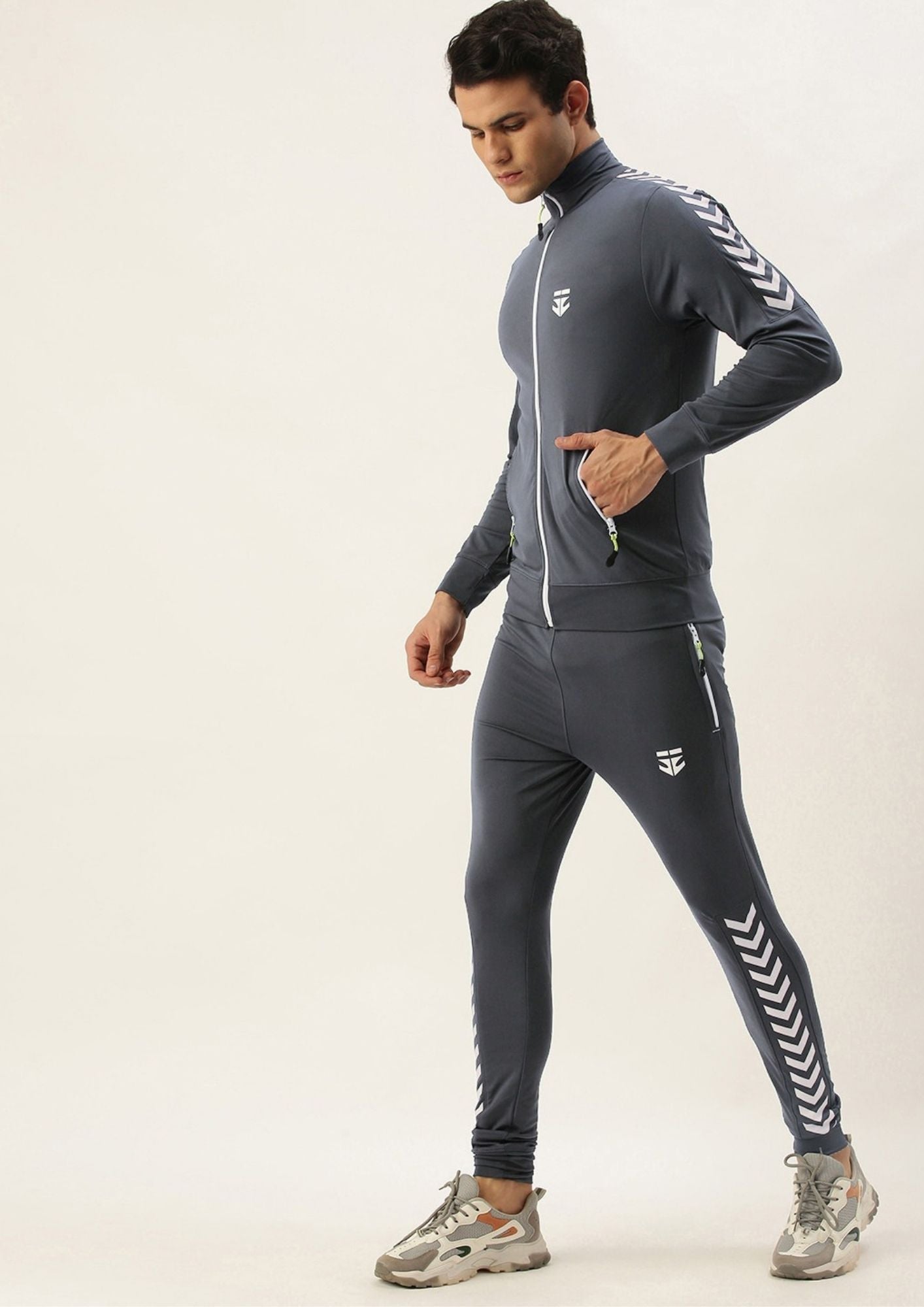 Sports 52 Wear Men Tracksuit - SPORTS 52 WEAR