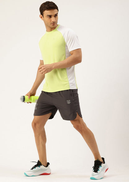 SPORTS 52 WEAR Men's Essential Casual Shorts – Laid-back Comfort for Warm Days