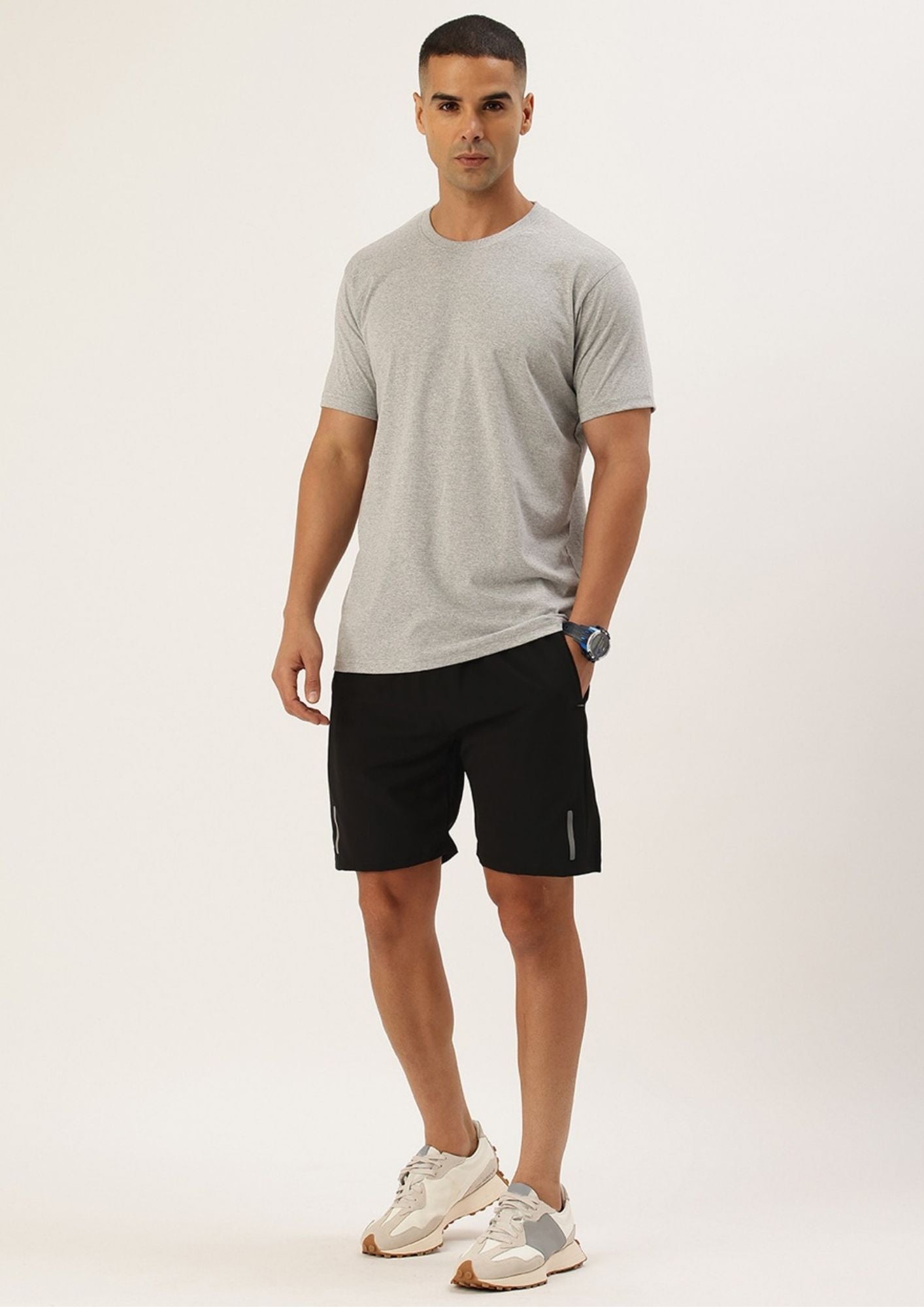 FIFTY TWO Men's Essential Casual Shorts – Laid-back Comfort for Warm Days