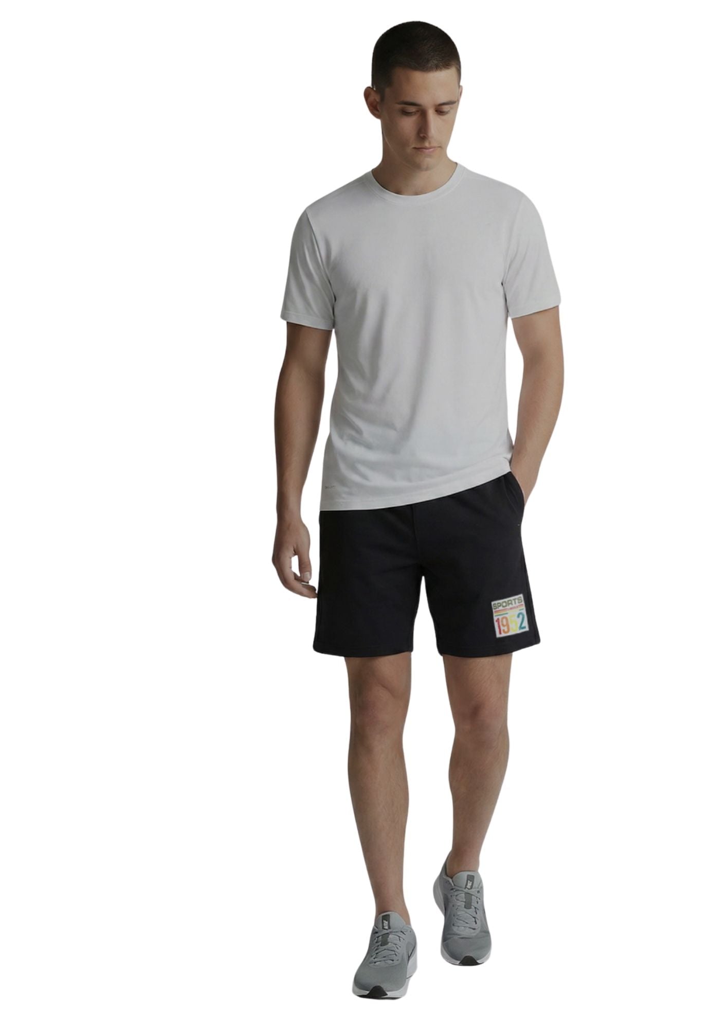 Sports 52 Wear Men's Essential Casual Shorts – Laid-back Comfort for Warm Days