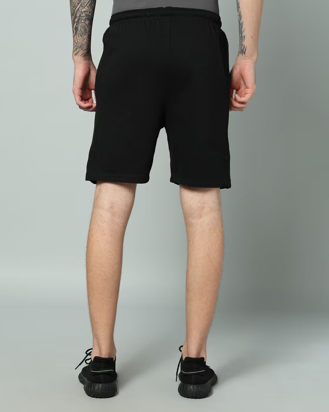 FIFTY TWO Men's Essential Casual Shorts – Laid-back Comfort for Warm Days